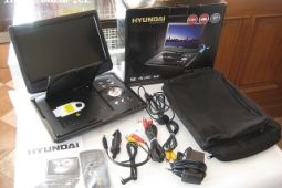 Přenosný DVD přehrávač HYUNDAI PDP 10809 DVB-T (NEPOUŽITÝ)