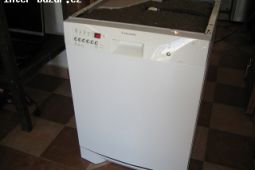 Myčka nádobí ELECTROLUX ESF 6241 (široká)