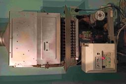 Kotel plynový Buderus U124 s modulačním regulátorem.