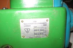 šicí průmyslový stroj dvoujehla