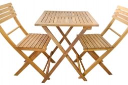 Dřevěný set nábytku 2+1