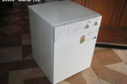 Pračka automatická ELECTROLUX na 3 kg prádla