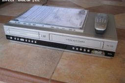 DVD přehrávač a videorekordér Philips DVP3055V